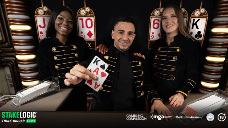 Stakelogic’s New Super Stake Blackjack with 6 Golden Cards and 4 Side Bets